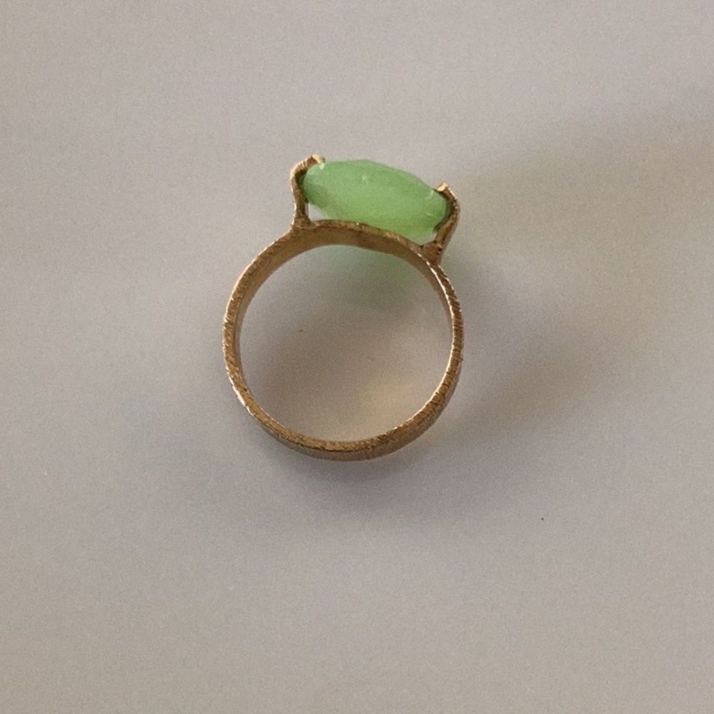 Green Chalcedony Ring - image 5